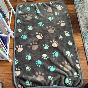 Dog fleece blanket size small never used